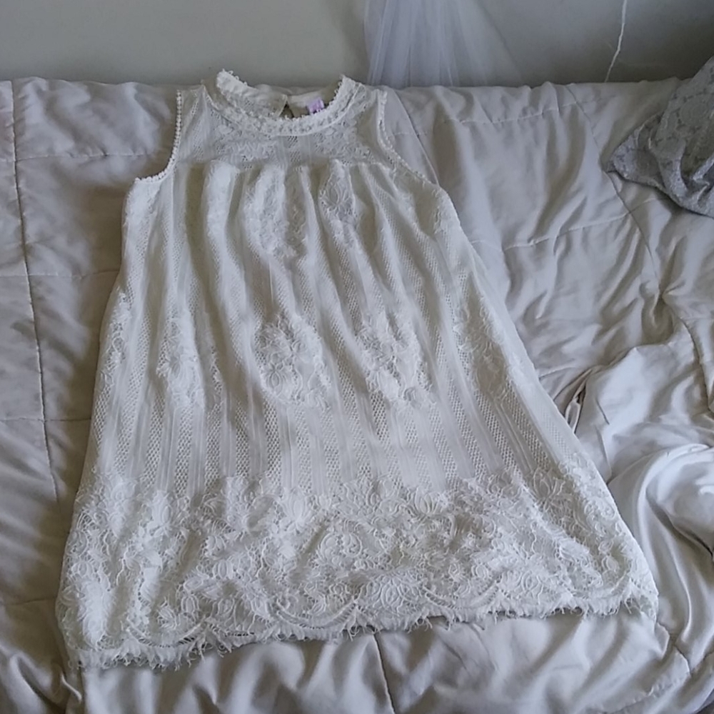 Lace dress